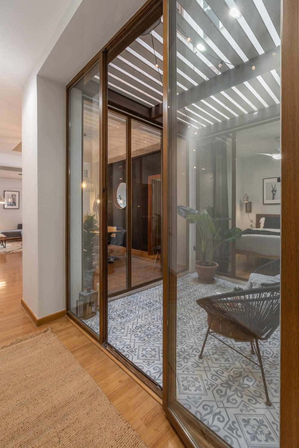Tuguest Alhondiga Ii Apartment Granada
